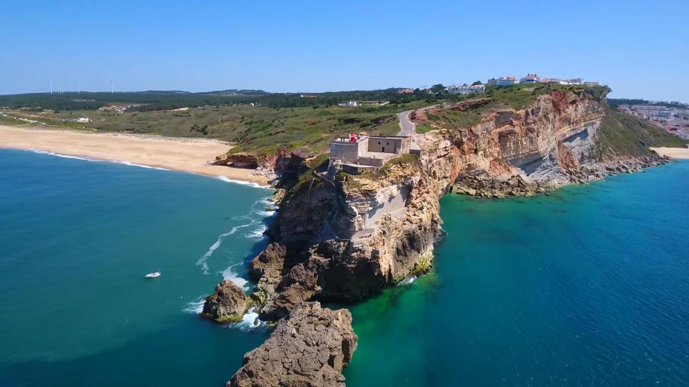 Nazare Oasis Suites Екстериор снимка