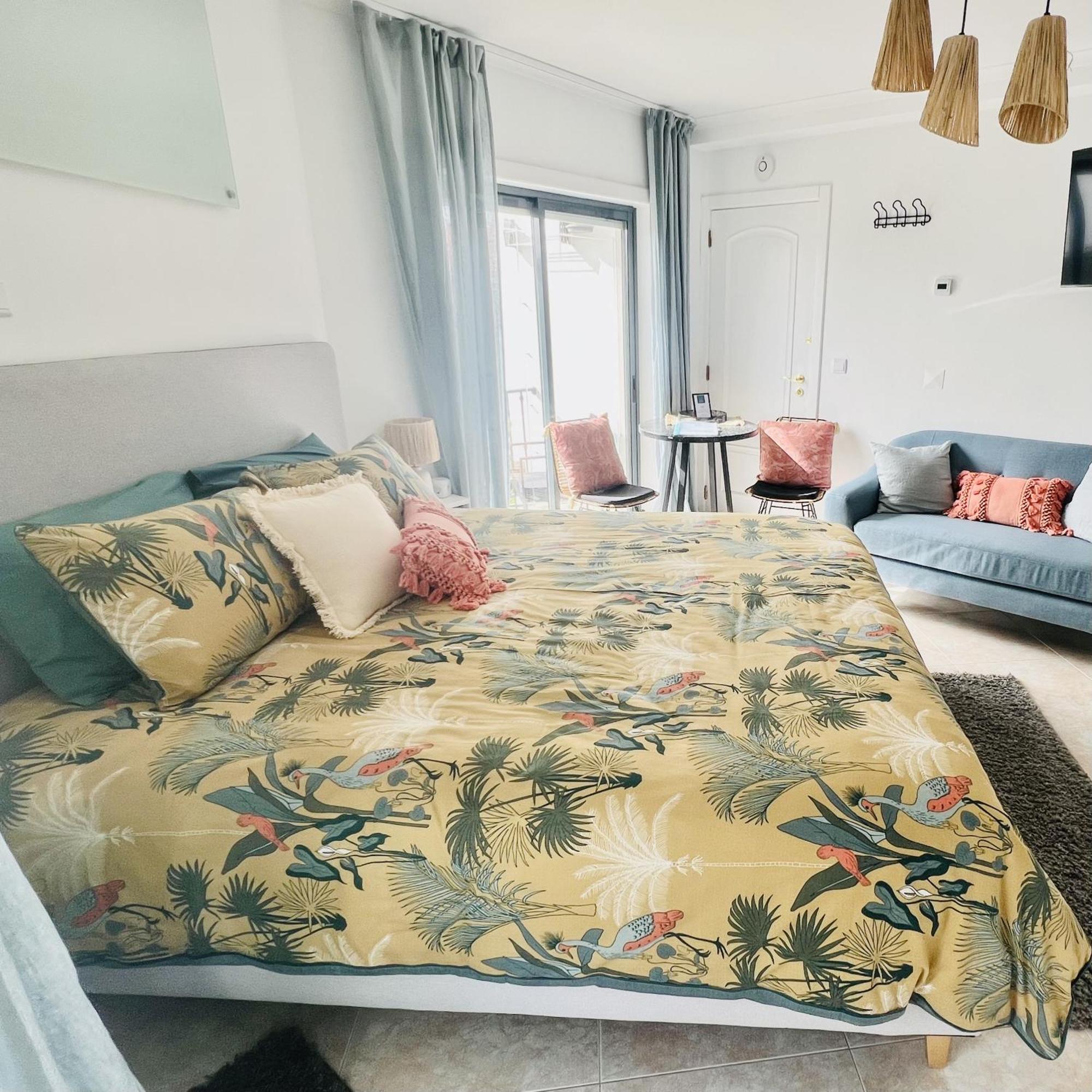 Nazare Oasis Suites Екстериор снимка